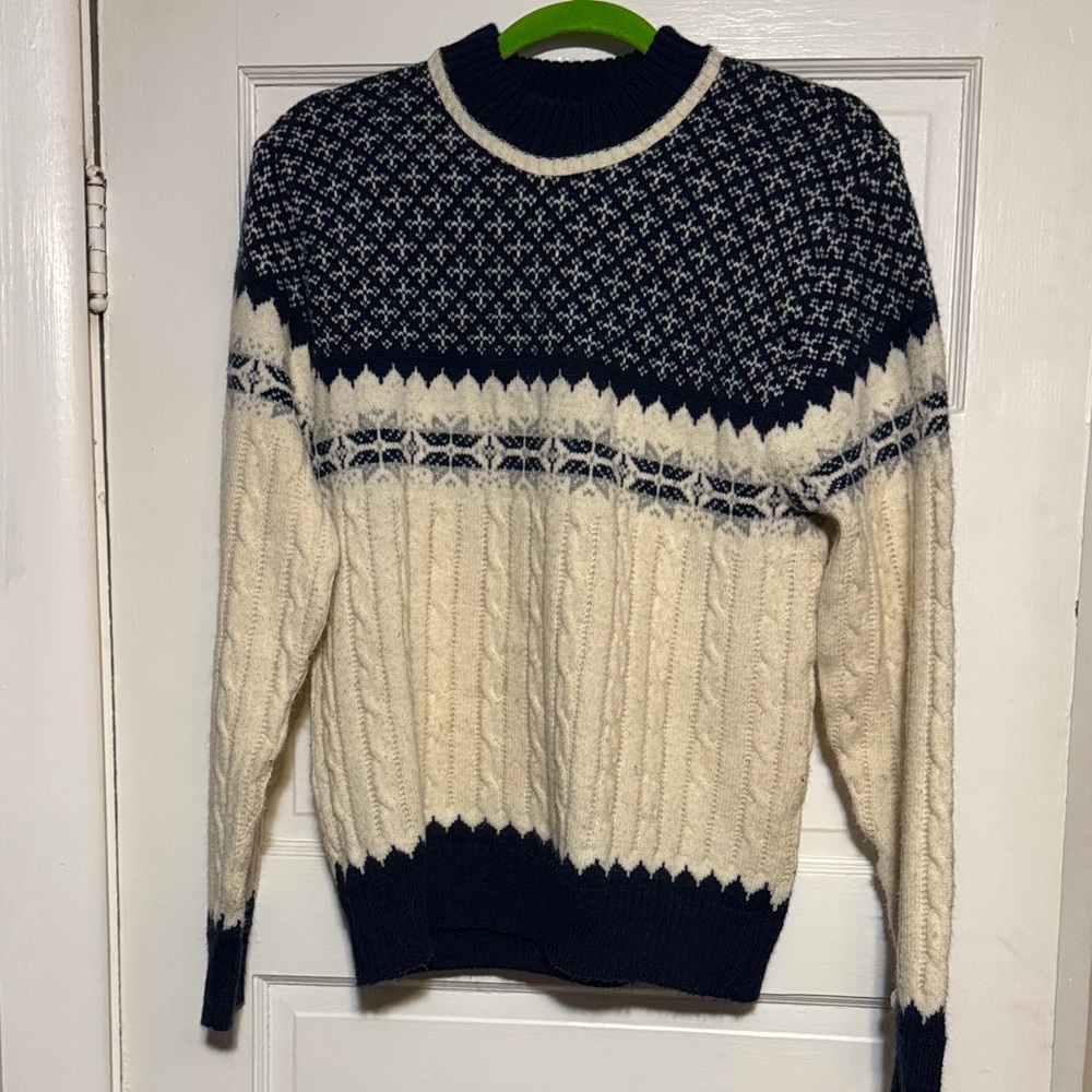 Vintage Jantzen Navy and Cream Sweater